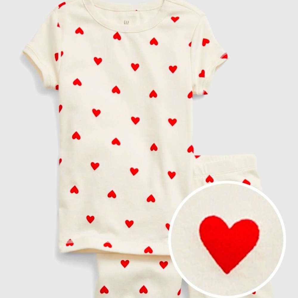 babyGap 100% Organic Cotton Hearts Print PJ Set